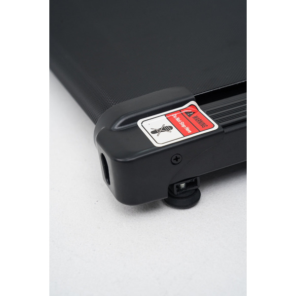 Беговая дорожка Calviano Slim Black