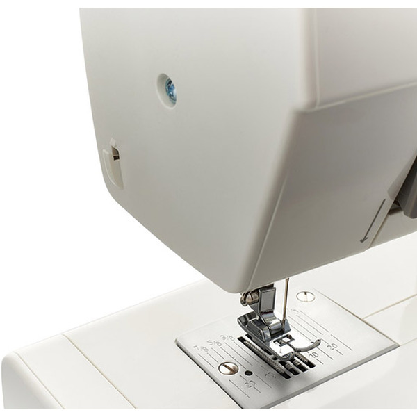 Швейная машина CHAYKA Чайка 142M