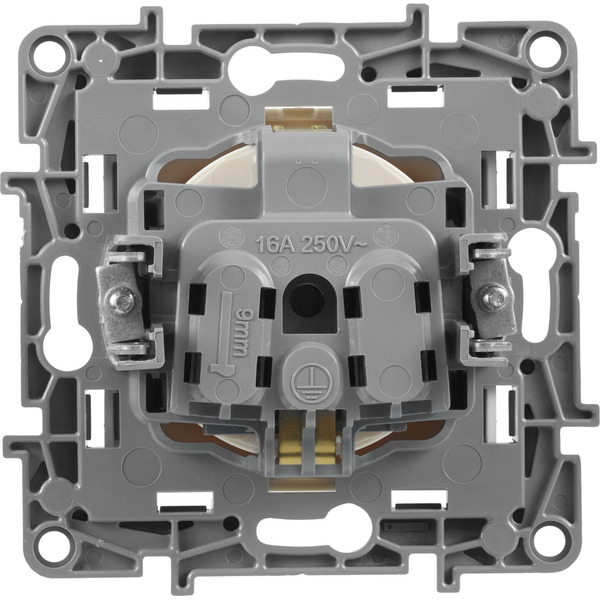 Розетка Legrand Etika 672322