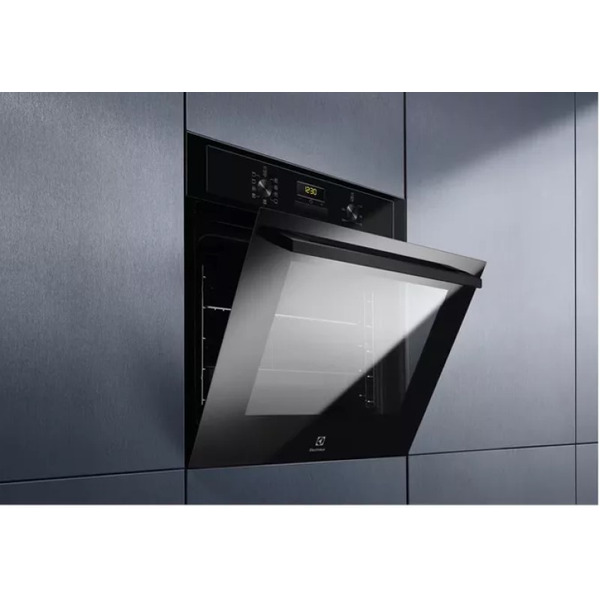 Духовой шкаф Electrolux SurroundCook FLEX 600 EOF3H50BK