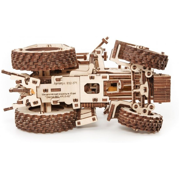 Механическая модель в виде конструктора EWA Трактор BELARUS-82