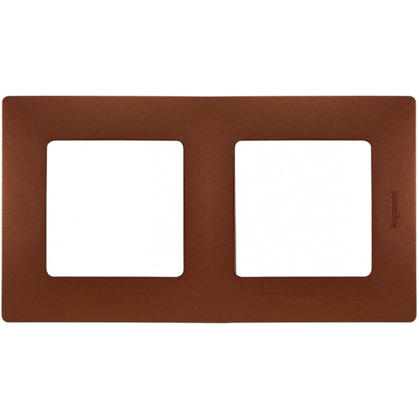 Рамка Legrand Etika 672572-00.00-00.00-00.01