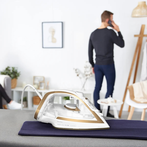 Утюг Tefal FV8042E0