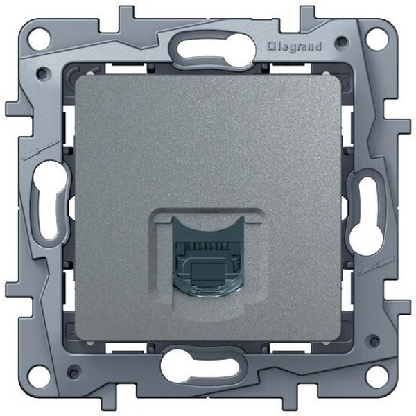 Розетка Legrand Etika 672441