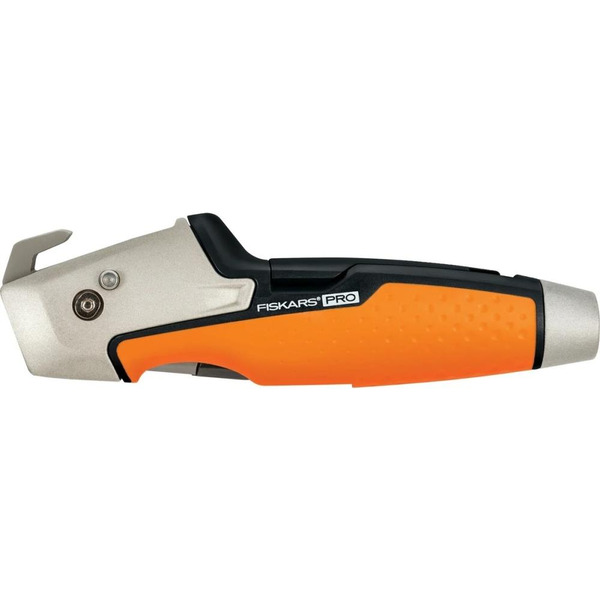 Малярный нож со сменным лезвием Fiskars CarbonMax 1027225