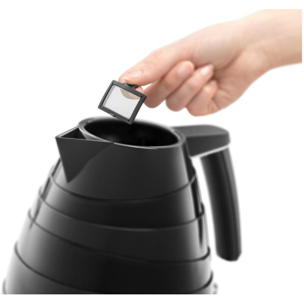 Электрочайник DeLonghi KBA2001.BK