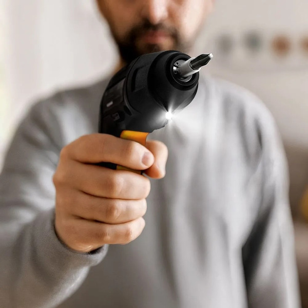 Аккумуляторная отвертка Kitfort КТ-6508