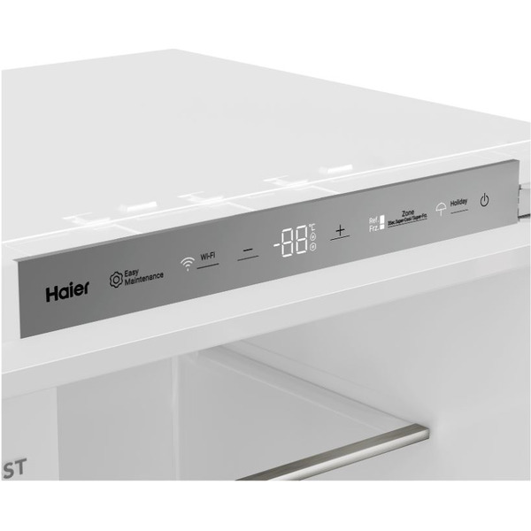 Встраиваемый холодильник-морозильник Haier BCF5261WRU