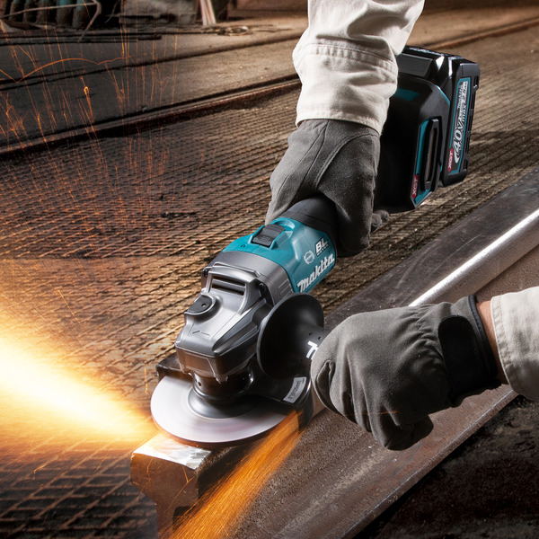 Угловая шлифмашина Makita GA005GM201