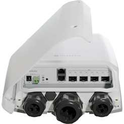 Коммутатор MikroTik CRS305-1G-4S+OUT