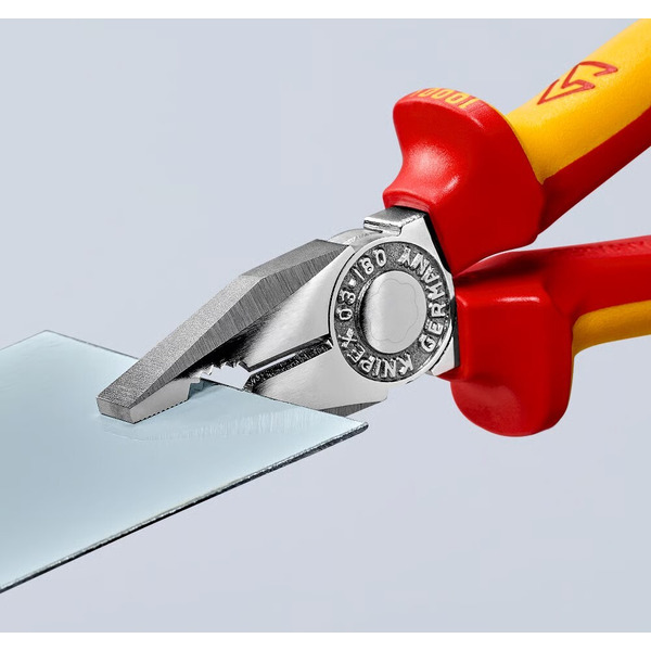 Плоскогубцы комбинированные KNIPEX 03 06 160