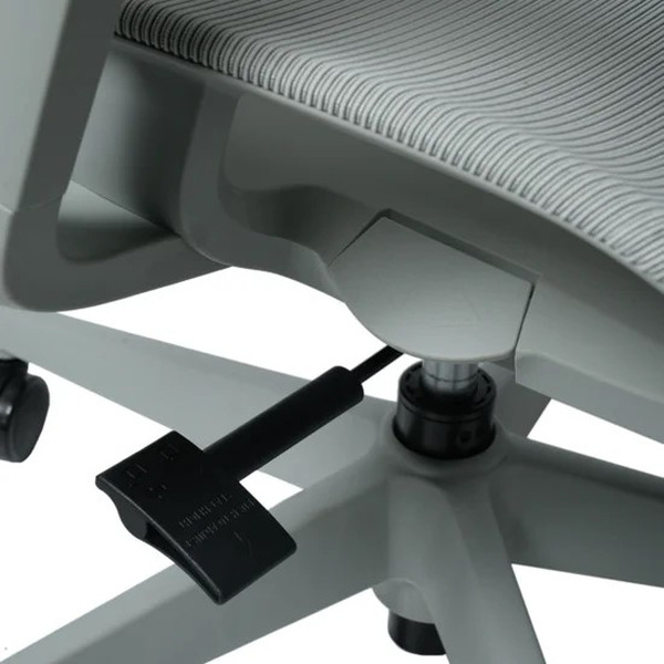 Кресло SPARX FRS-8 Luster White