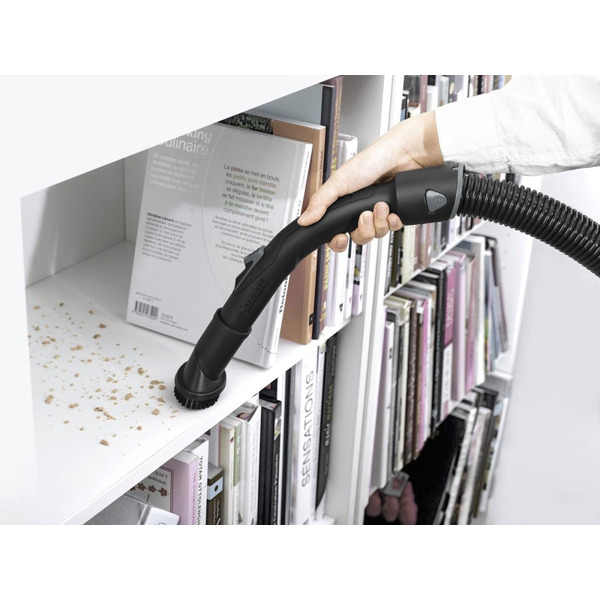 Пылесос сухой уборки KARCHER VC 3 (1.198-125.0)