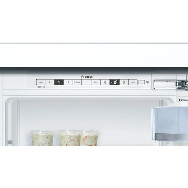 Холодильник Bosch Serie 6 KIS87AF30U