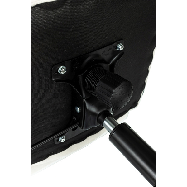 Офисное кресло Бюрократ Triest (молочный Fabric Velvet 20)