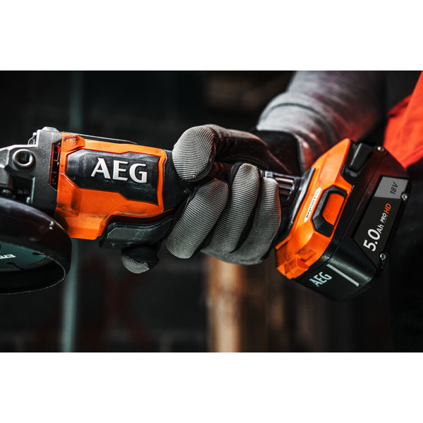 Углошлифмашина AEG Powertools BEWS 18-125BLPX2-502C (4935480858) с 2-мя АКБ