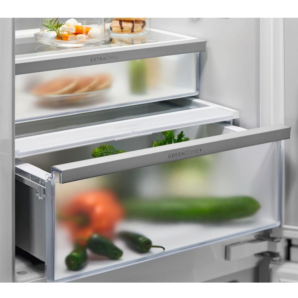 Холодильник Electrolux TwinTech 600 E6MNCE19S