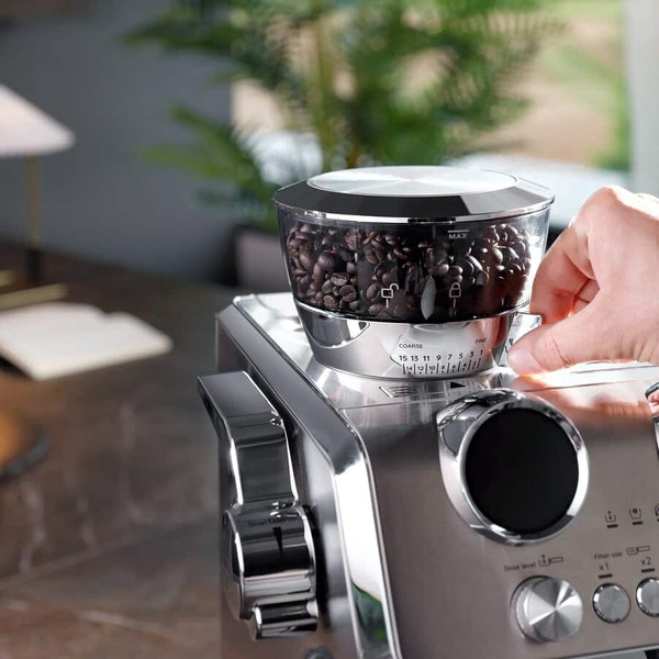Кофемашина DeLonghi EC9885.M