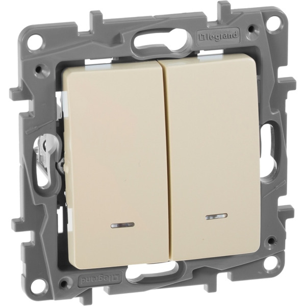 Выключатель Legrand Etika 672304