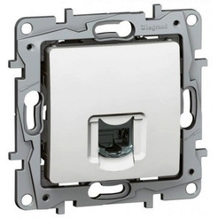 Розетка Legrand Etika 672241