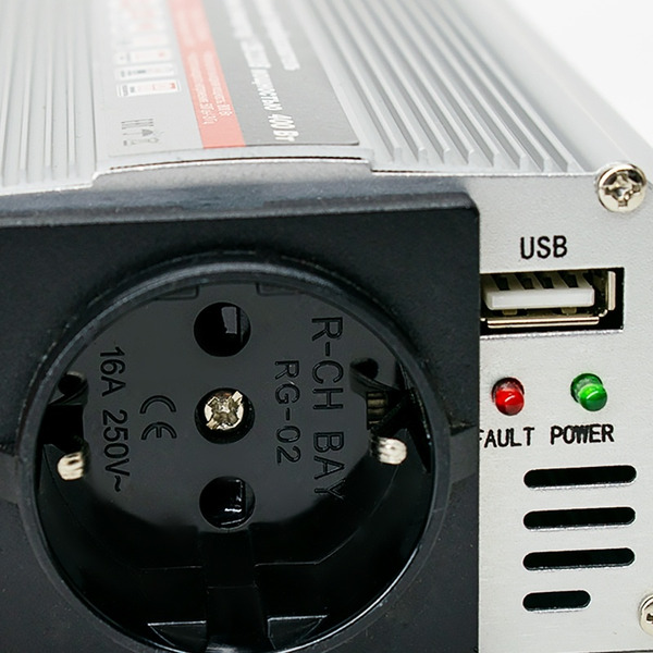 Автомобильный инвертор AVS 12/220V IN-400W