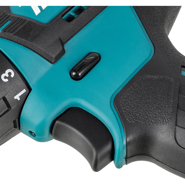 Аккумуляторная дрель-шуруповерт Makita DF333DWYE