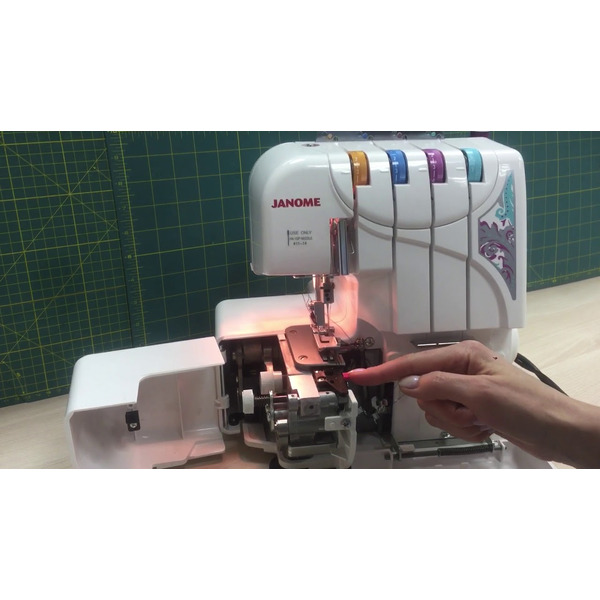 Оверлок JANOME HomeDecor 1300D