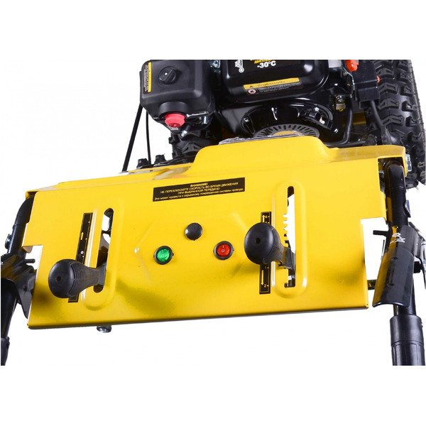 Снегоуборщик Huter SGC 8.0 70/7/45