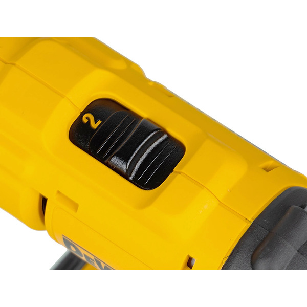 Дрель-шуруповерт DeWalt DCD771D2 (с 2-мя АКБ 2 Ah)