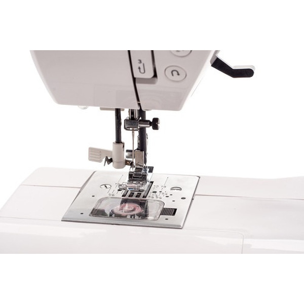 Швейная машина Comfort 200A