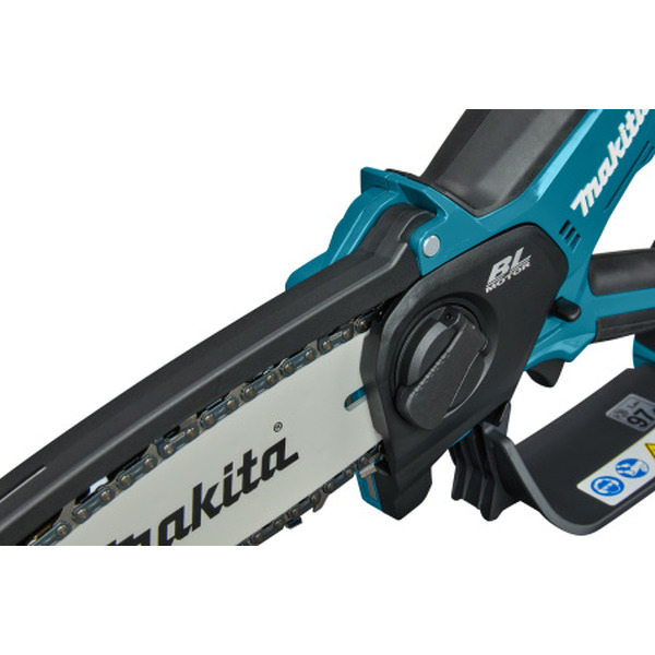 Аккумуляторная пила Makita DUC150SF