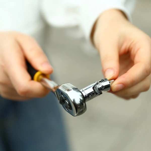 Универсальный набор инструментов Deko TZ29 (065-0325)