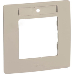 Рамка Legrand Etika 672516