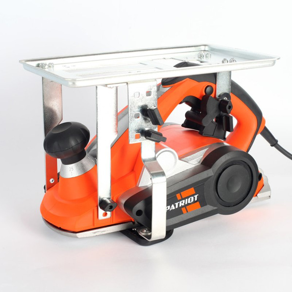 Рубанок электрический PATRIOT PL110