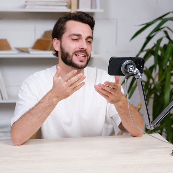 Настольный держатель для телефона/планшета Magssory Arm ACM005