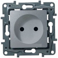 Розетка Legrand Etika 672434