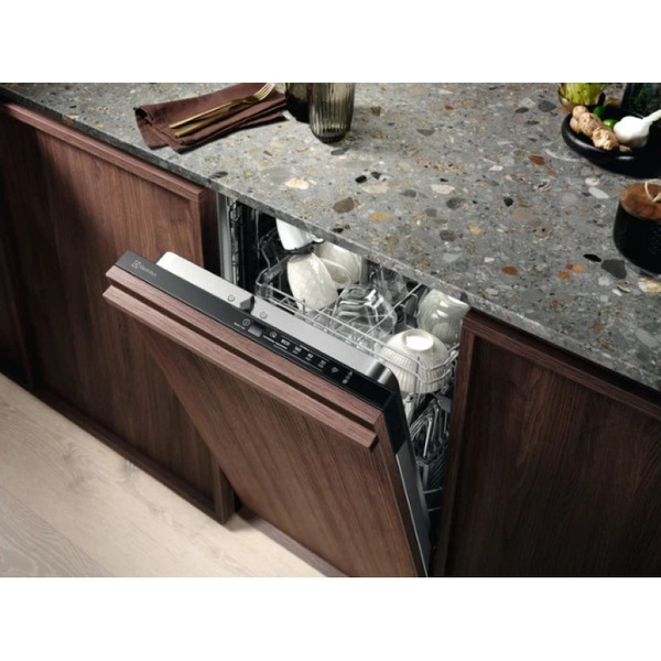 Встраиваемая посудомоечная машина Electrolux KEMC3211L