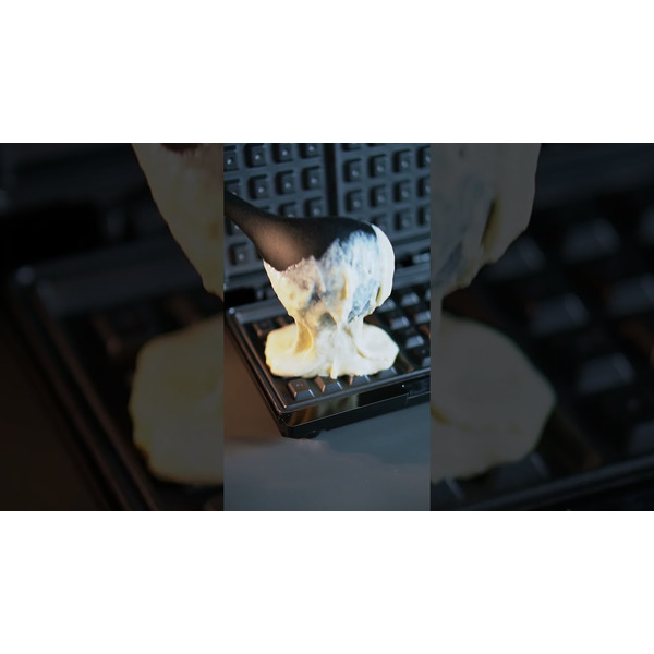 Электрическая вафельница RAGEX R728-000