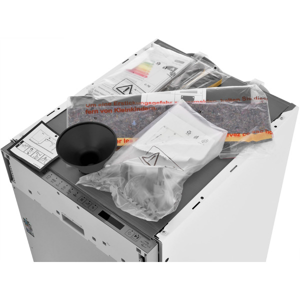 Встраиваемая посудомоечная машина Hotpoint HIS 2D85 DWT