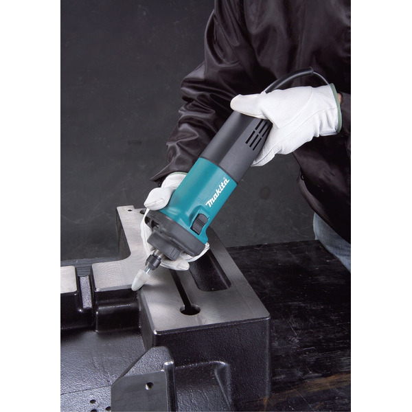 Прямошлифовальная машина Makita GD0602