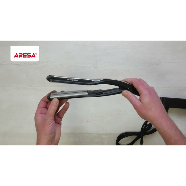 Щипцы для моделирования прически Aresa AR-3341