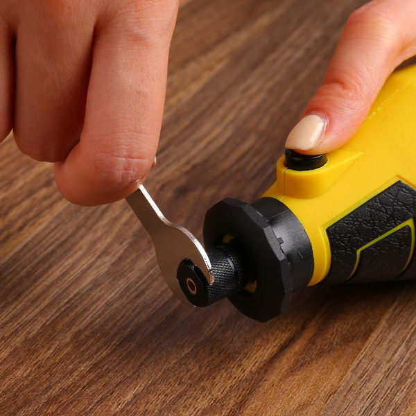 Гравер DEKO DKRT200E (063-1410)