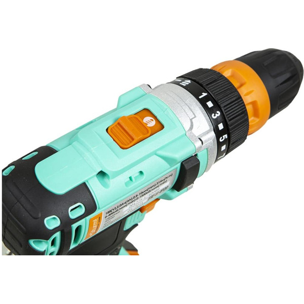 Шуруповерт Sturm! CD3618T (с 2-мя АКБ, кейс)