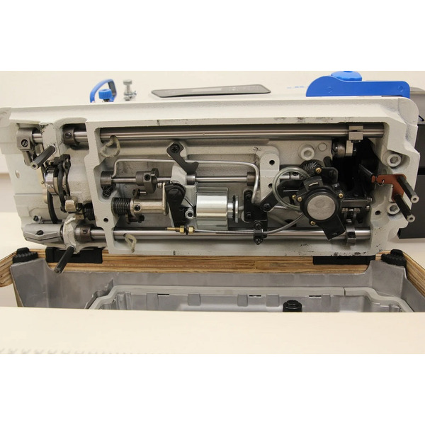 9806 Промышленная швейная машина (комплект - стол) Jukky