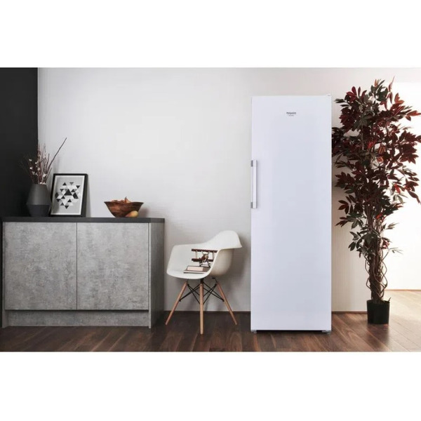 Морозильник Hotpoint-Ariston HFZ 6175 W