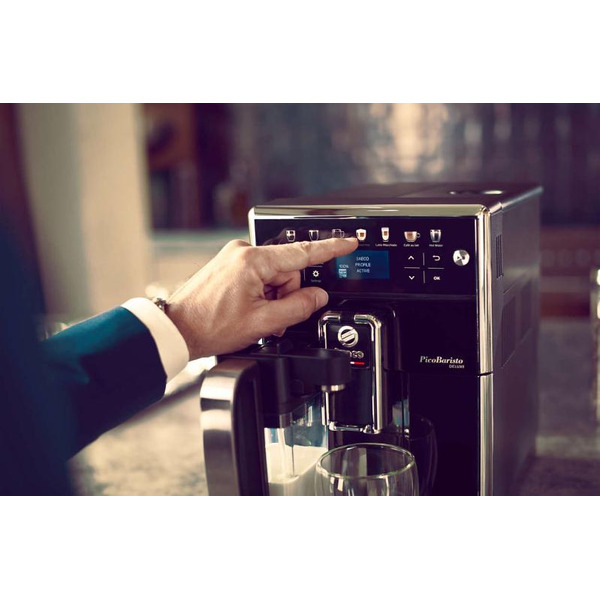 Кофемашина SAECO PicoBaristo Deluxe (SM5570/10)