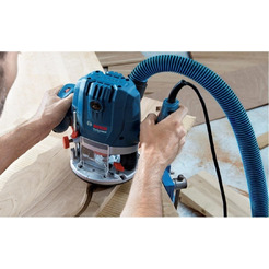Фрезер BOSCH GOF 130 (06016B7000)