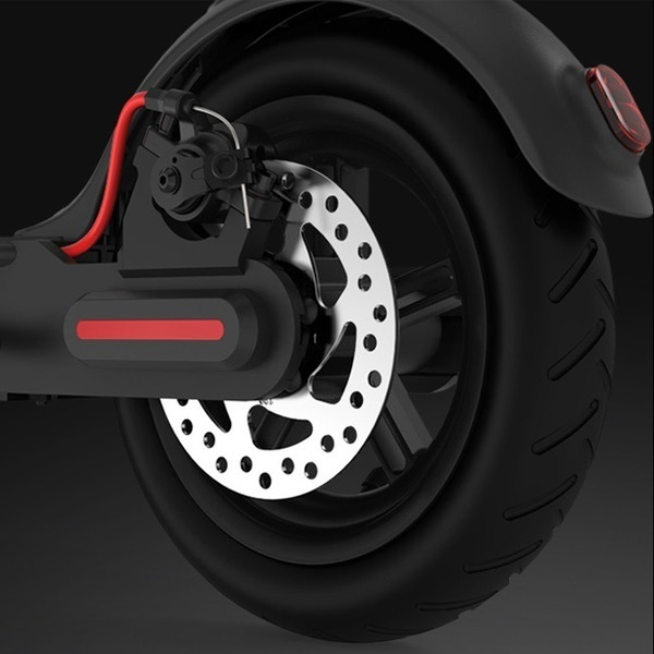 Электрический самокат XIAOMI Mi Electric Scooter Pro Black (FBC4015GL Black)