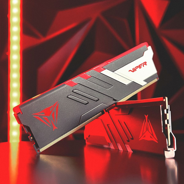 Оперативная память Patriot Viper Venom RGB 2x16ГБ DDR5 7400МГц PVVR532G740C36K
