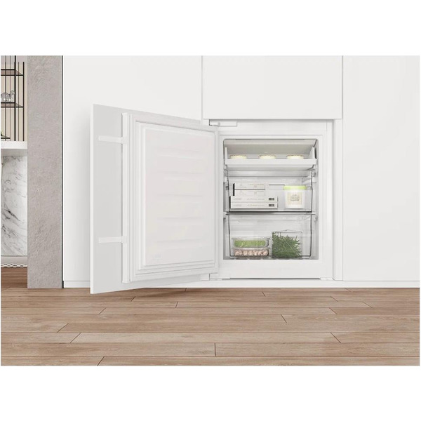 Встраиваемый холодильник-морозильник WHIRLPOOL WHC20 T352